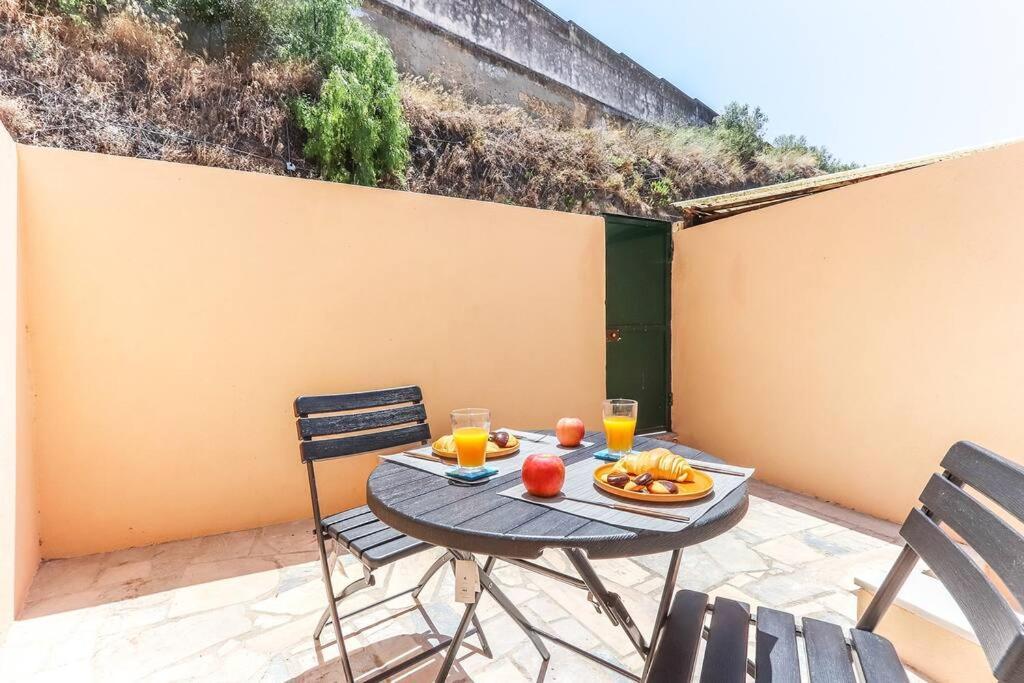 Vita Portucale ! Bright Campo Ourique W/ Terrace Lisboa Dış mekan fotoğraf